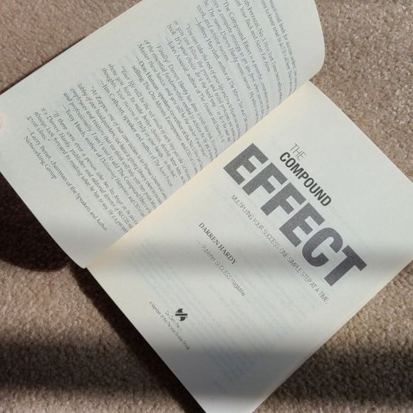 4/$25 The Compound Effect by Darren Hardy (Paperback) - Picture 2 of 5